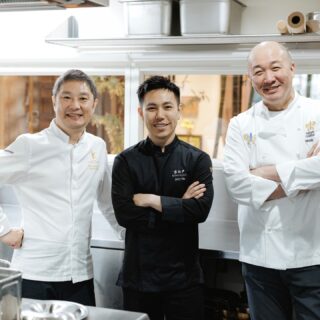 【 ルレ・エ・シャトー支部総会が開催されました 】
The Kitano Hotel Tokyoにて、ルレ・エ・シャトー支部総会が2日間にわたり開催されました。
タイユバンのオーナーであり、ルレ・エ・シャトー会長のローラン・ガルディニエ氏をはじめ、幹部の皆さま、日本・中国を代表するメンバーの皆さまをお迎えし、心を込めておもてなしさせていただきました。
1日目： 北京「King’s Joy」Gary Yinシェフ、金沢「銭屋」の高木慎一朗シェフを迎え、私も加わりシックスハンズディナーからスタート。夜はガラディナー、そしてルーフトップバーでの交流もお楽しみいただきました。
2日目： ビュッフェランチや、アメニティとしてご用意した小菓子など、ルレ・エ・シャトーらしい体験をお届けできたことを大変光栄に思っております。

このような貴重な機会をご一緒でき、心より感謝申し上げます。ありがとうございました！ 
 【Relais & Châteaux Regional Meeting in Tokyo】
We were honored to host the Relais & Châteaux regional meeting over two wonderful days at The Kitano Hotel Tokyo.
It was our great pleasure to welcome Mr. Laurent Gardinier, President of Relais & Châteaux and owner of Taillevent, along with distinguished board members and esteemed representatives from Japan and China. We did our utmost to offer heartfelt hospitality throughout the gathering.

Day 1: The event began with a Six Hands Dinner featuring Chef Gary Yin from Beijing “King’s Joy”, Chef Shinichiro Takagi from Kanazawa “Zeniya,” and myself. The evening continued with a gala dinner, followed by relaxed and joyful moments at our rooftop bar.

Day 2: From our buffet lunch to the thoughtfully prepared sweets served as amenities, we were delighted to share the spirit and experience of Relais & Châteaux in every detail.

We are truly grateful to have shared this memorable occasion with such exceptional guests. Thank you all so much!

#relaischateaux 
#thekitanohoteltokyo 
#laliste1000 
#東京ぐるめ 
#永田町グルメ 
#ザキタノホテル東京 
#加茂健
#takeshikamo
#garyyin 
@relaischateaux 
@the_kitano_hotel_tokyo
@legengaryin 
@zeniya_kanazawa